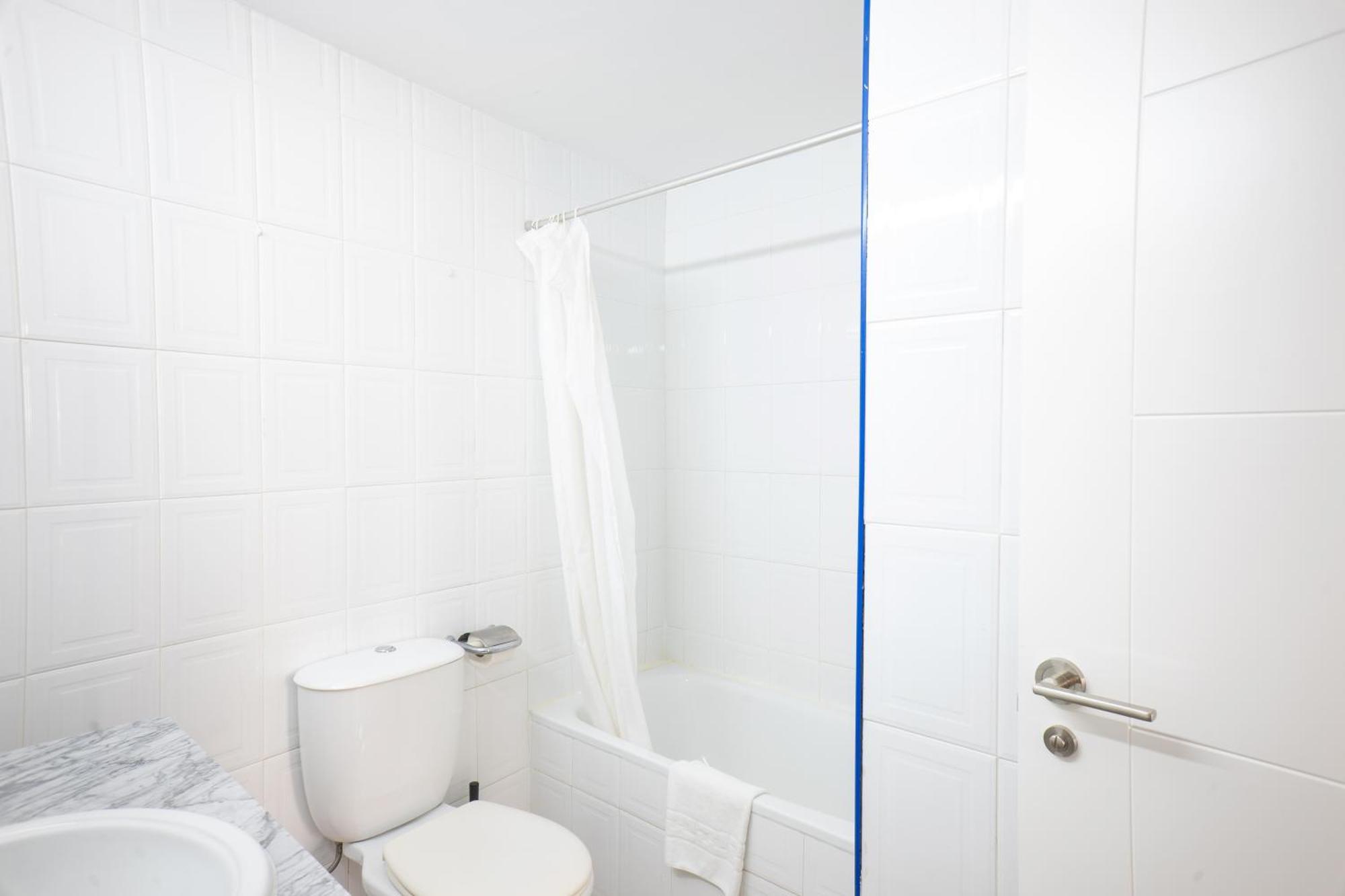 Apartamentos El Velero Torremolinos Room photo