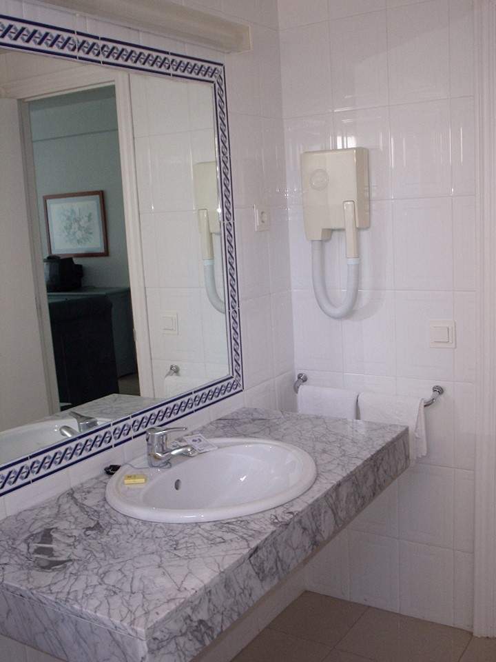 Apartamentos El Velero Torremolinos Exterior photo