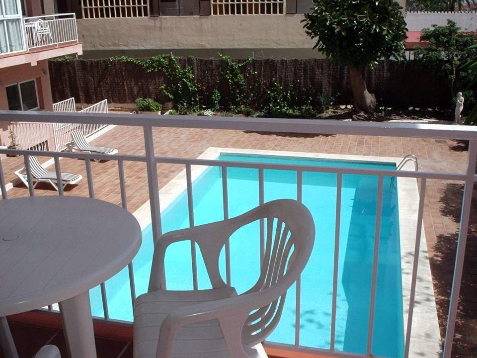 Apartamentos El Velero Torremolinos Exterior photo